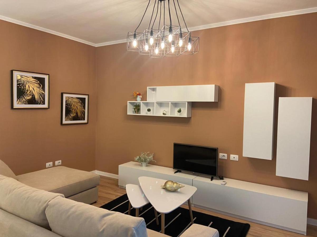City Center& Sea View Apartment Dıraç Dış mekan fotoğraf